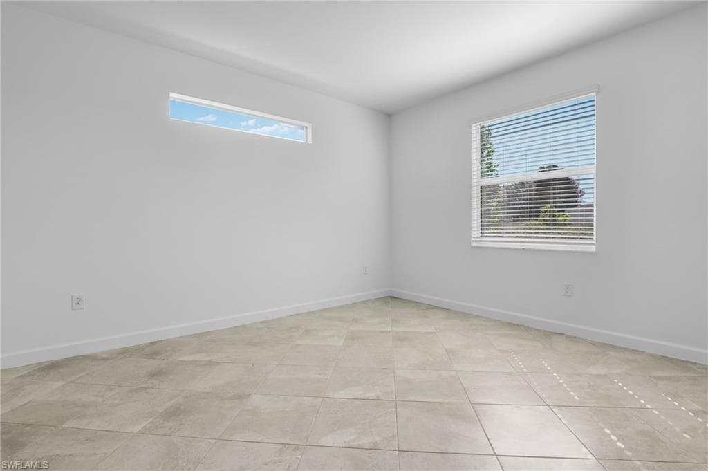 20627 Hazelnut Ct, Lehigh Acres, FL 33936-17