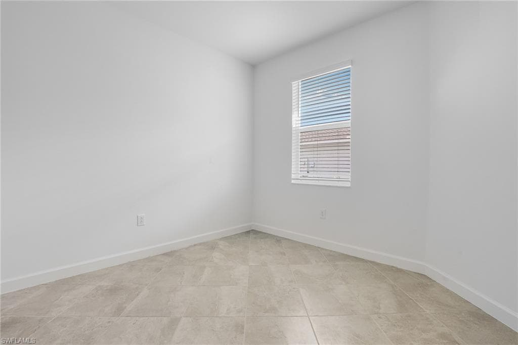 20627 Hazelnut Ct, Lehigh Acres, FL 33936-19