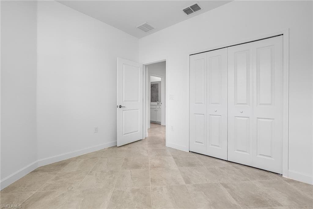 20611 Hazelnut Ct, Lehigh Acres, FL 33936-21