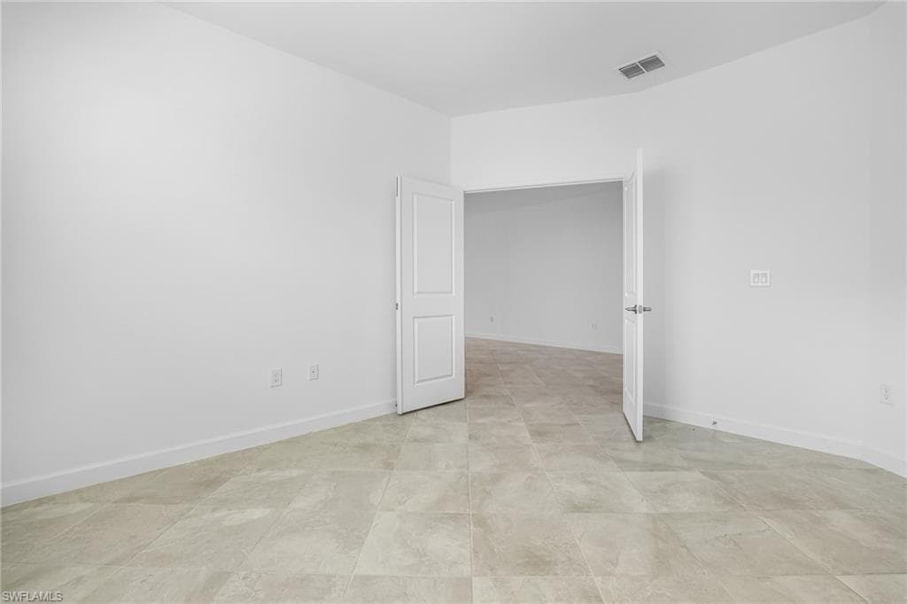 20611 Hazelnut Ct, Lehigh Acres, FL 33936-22