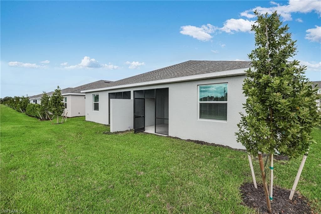 20611 Hazelnut Ct, Lehigh Acres, FL 33936-28