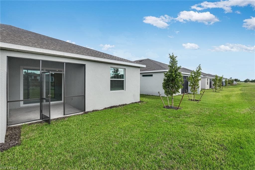 20611 Hazelnut Ct, Lehigh Acres, FL 33936-30