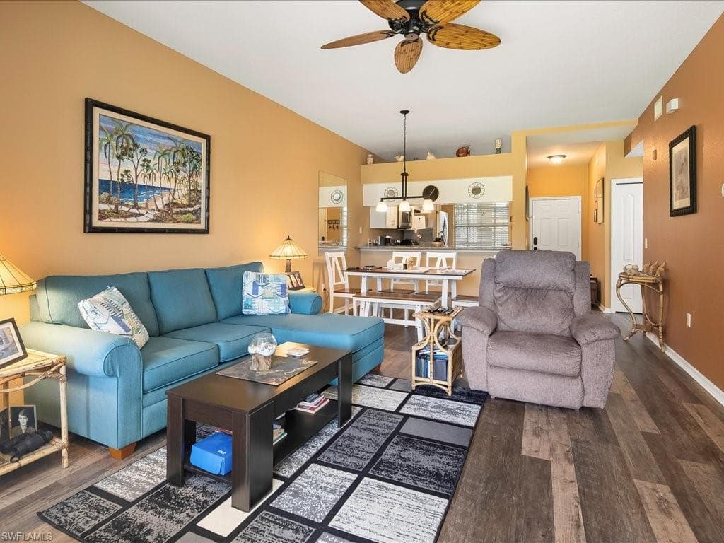 350 Newport Dr 1905, Naples, FL 34114-11