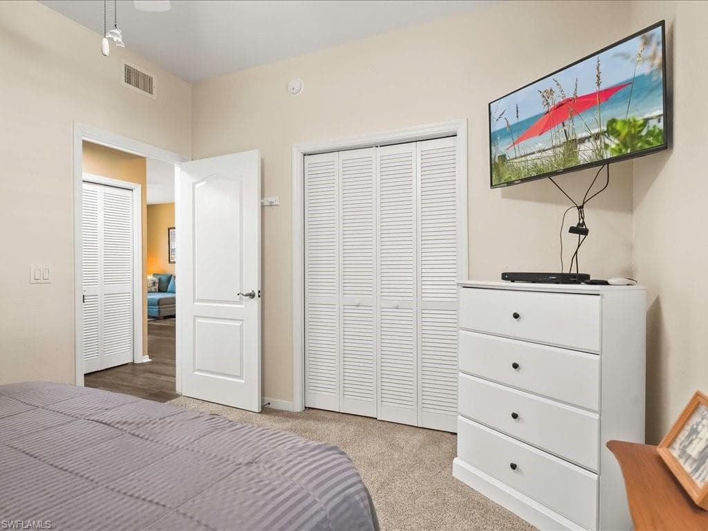 350 Newport Dr 1905, Naples, FL 34114-17