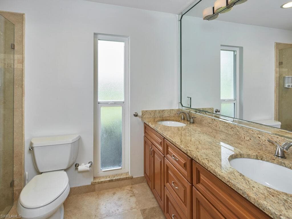 4916 Crayton Rd, Naples, FL 34103-20