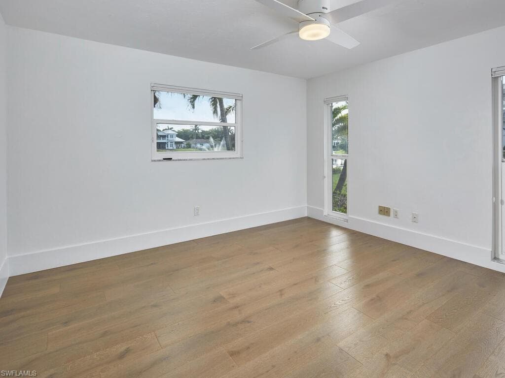 4916 Crayton Rd, Naples, FL 34103-21