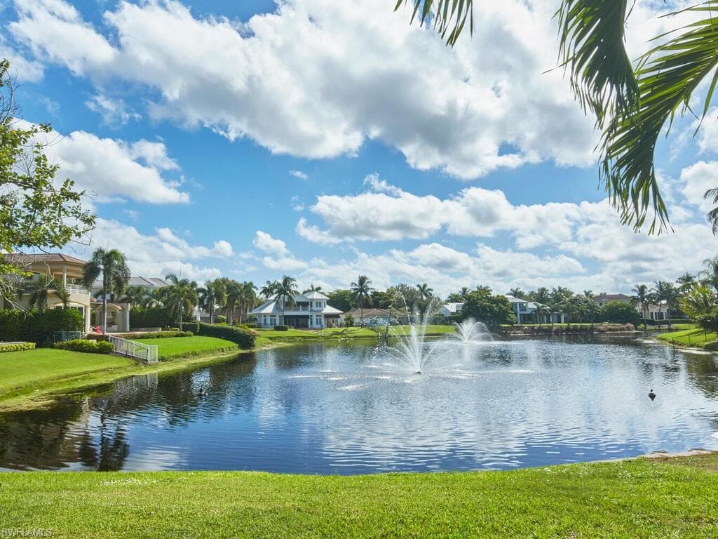 4916 Crayton Rd, Naples, FL 34103-28