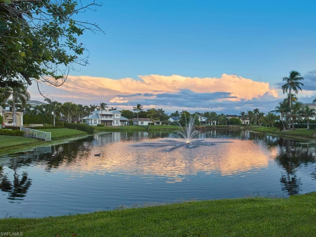 4916 Crayton Rd, Naples, FL 34103-4