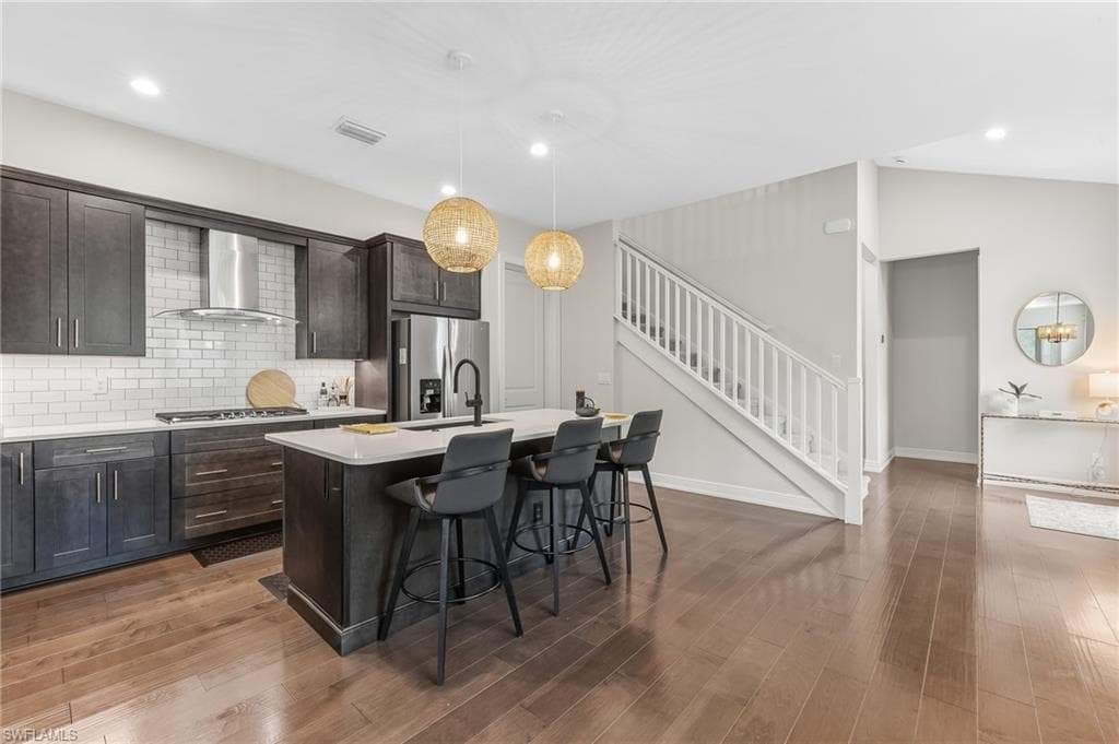 9194 Cayman Dr, Naples, FL 34114-9