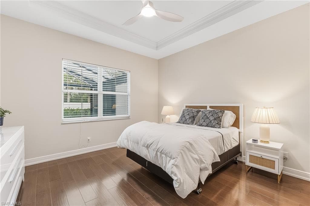 9194 Cayman Dr, Naples, FL 34114-13