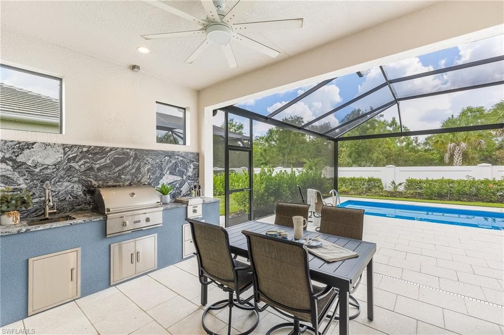 9194 Cayman Dr, Naples, FL 34114-5