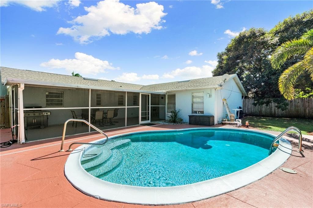 4220 Pearl Harbor Dr, Naples, FL 34112-22