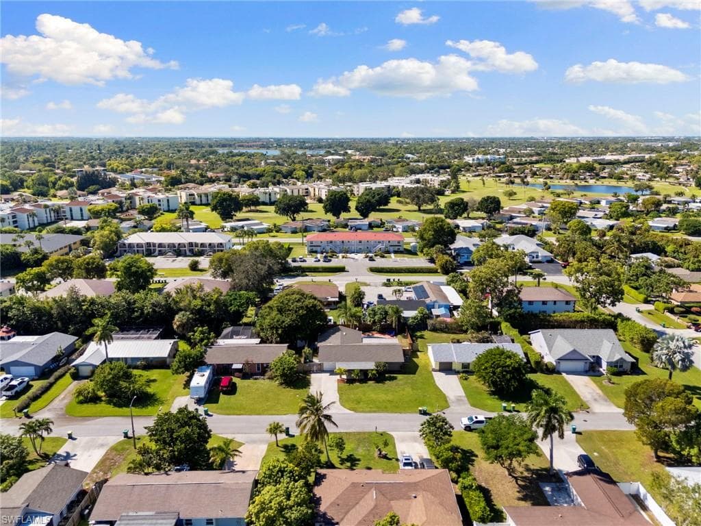 4220 Pearl Harbor Dr, Naples, FL 34112-27