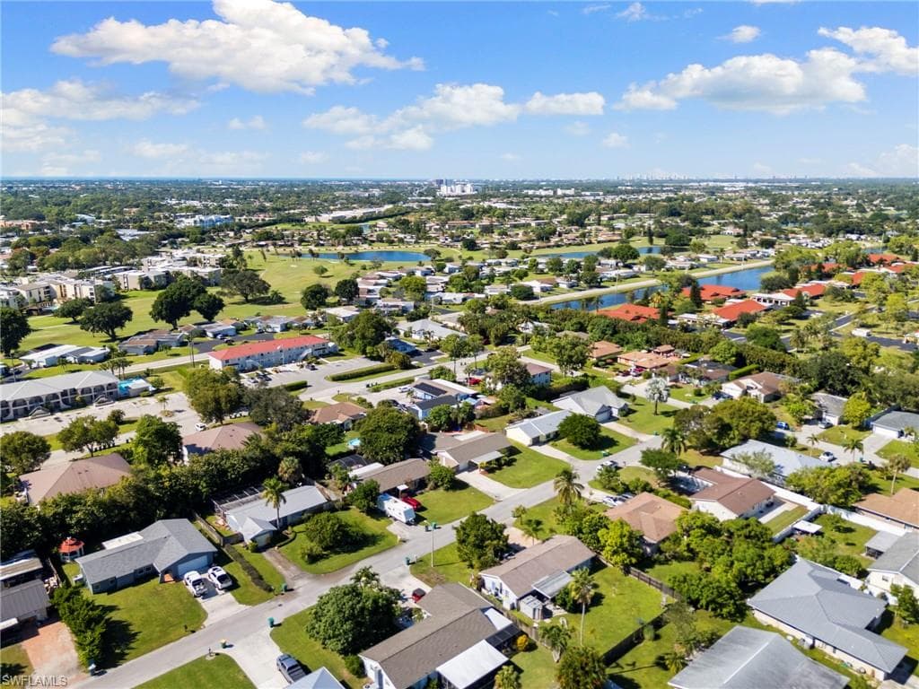 4220 Pearl Harbor Dr, Naples, FL 34112-28