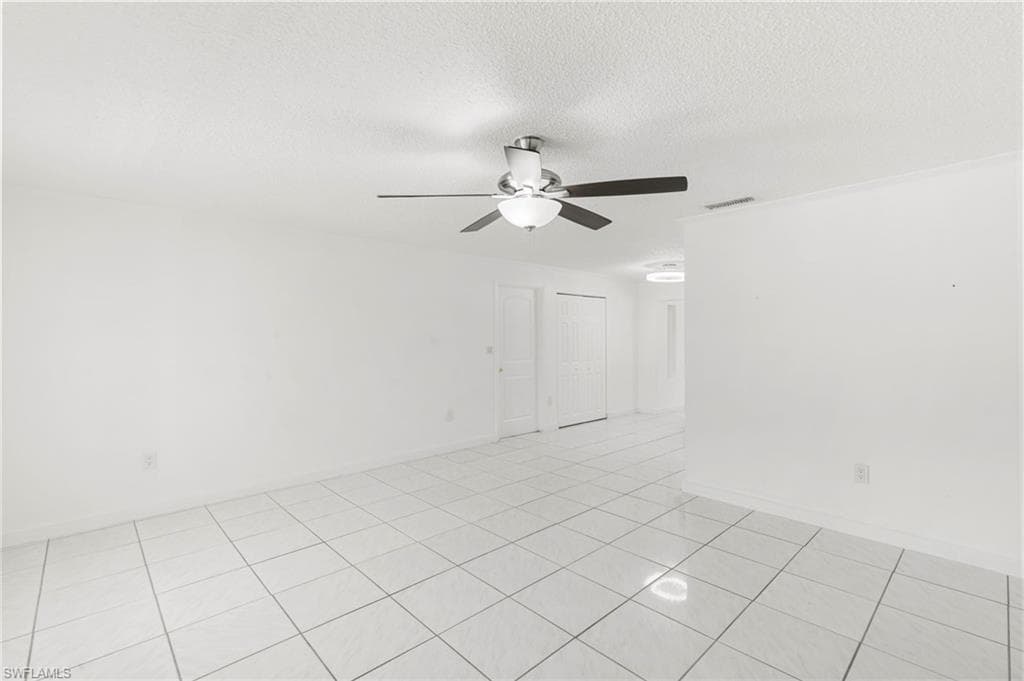 4220 Pearl Harbor Dr, Naples, FL 34112-4