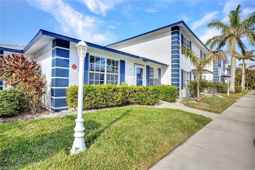 761 Elkcam Cir A101, Marco Island, FL 34145-17