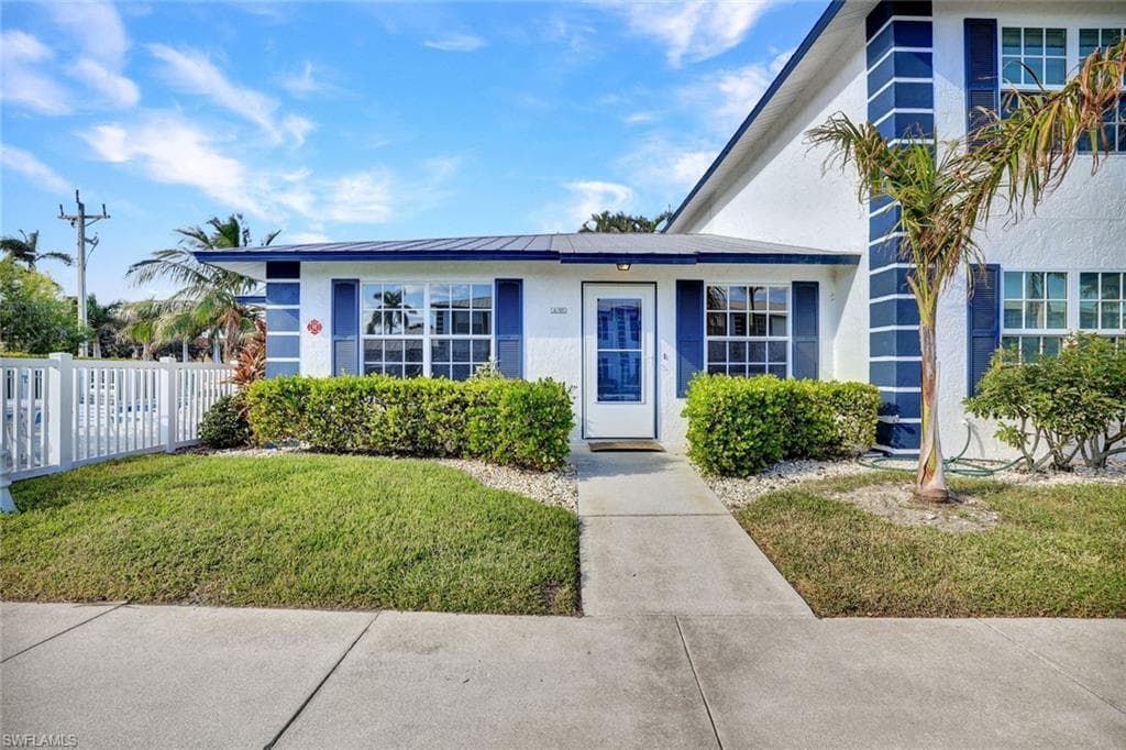 761 Elkcam Cir A101, Marco Island, FL 34145-19