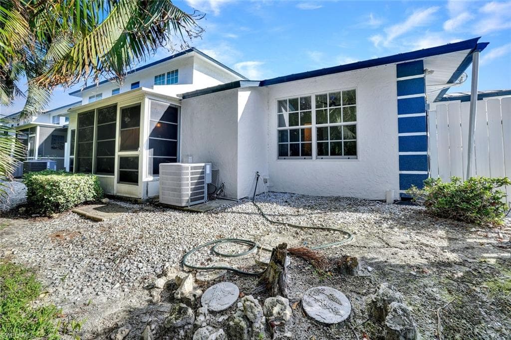 761 Elkcam Cir A101, Marco Island, FL 34145-23