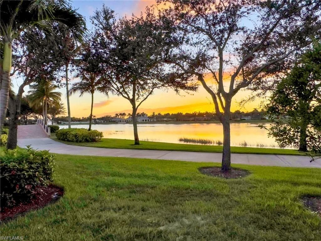 7806 Tommasi Ct, Naples, FL 34114-40