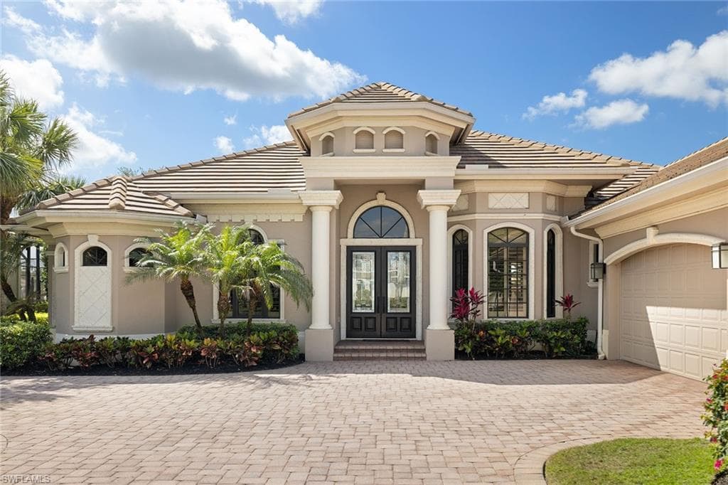 16540 Cellini Ln, Naples, FL 34110-1