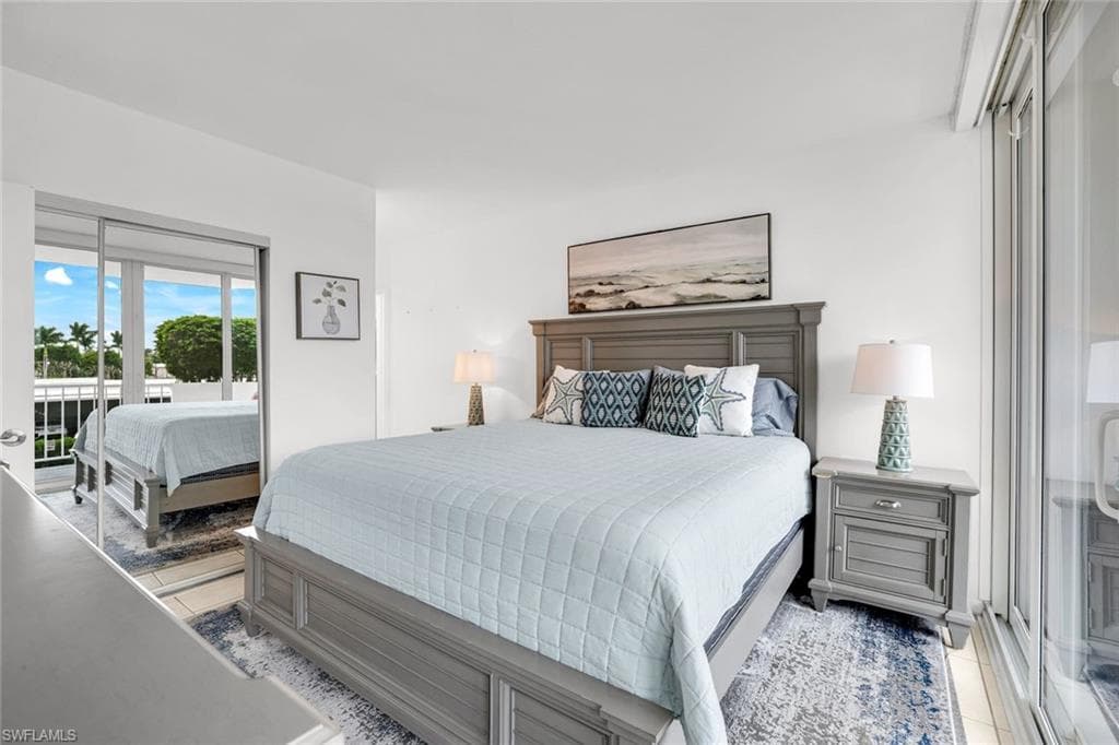 140 Seaview Ct 204s, Marco Island, FL 34145-9