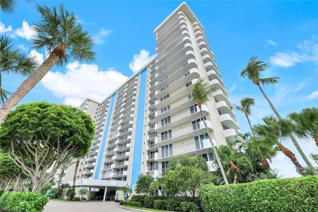 140 Seaview Ct 204s, Marco Island, FL 34145-17