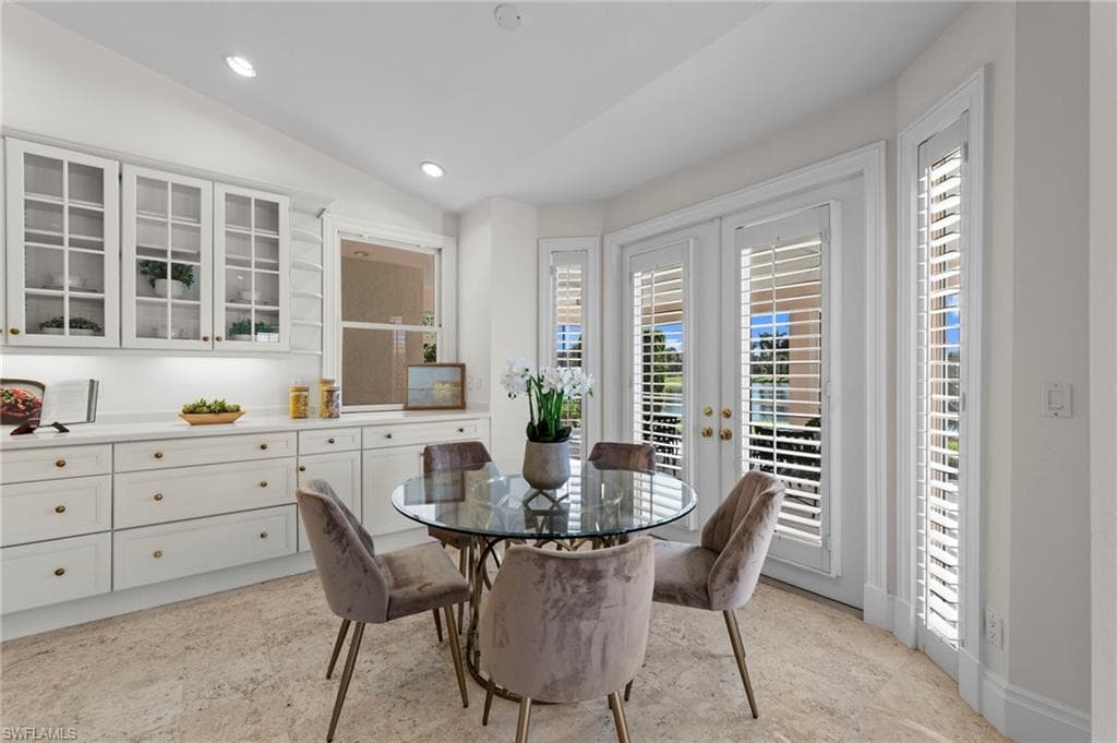 780 Brentwood Pt, Naples, FL 34110-23