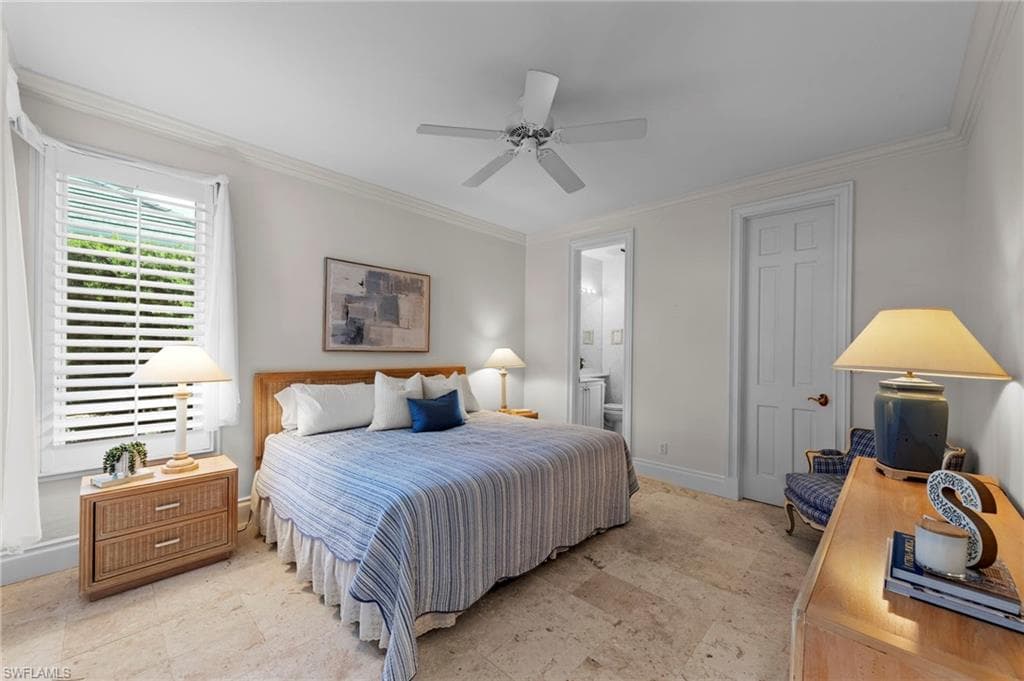 780 Brentwood Pt, Naples, FL 34110-28