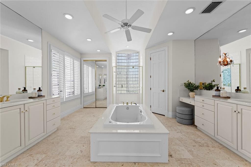 780 Brentwood Pt, Naples, FL 34110-35