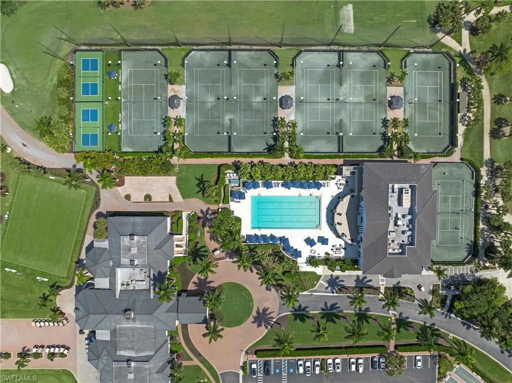 780 Brentwood Pt, Naples, FL 34110-48