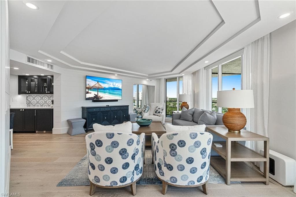 4901 Gulf Shore Blvd N 1503, Naples, FL 34103-14