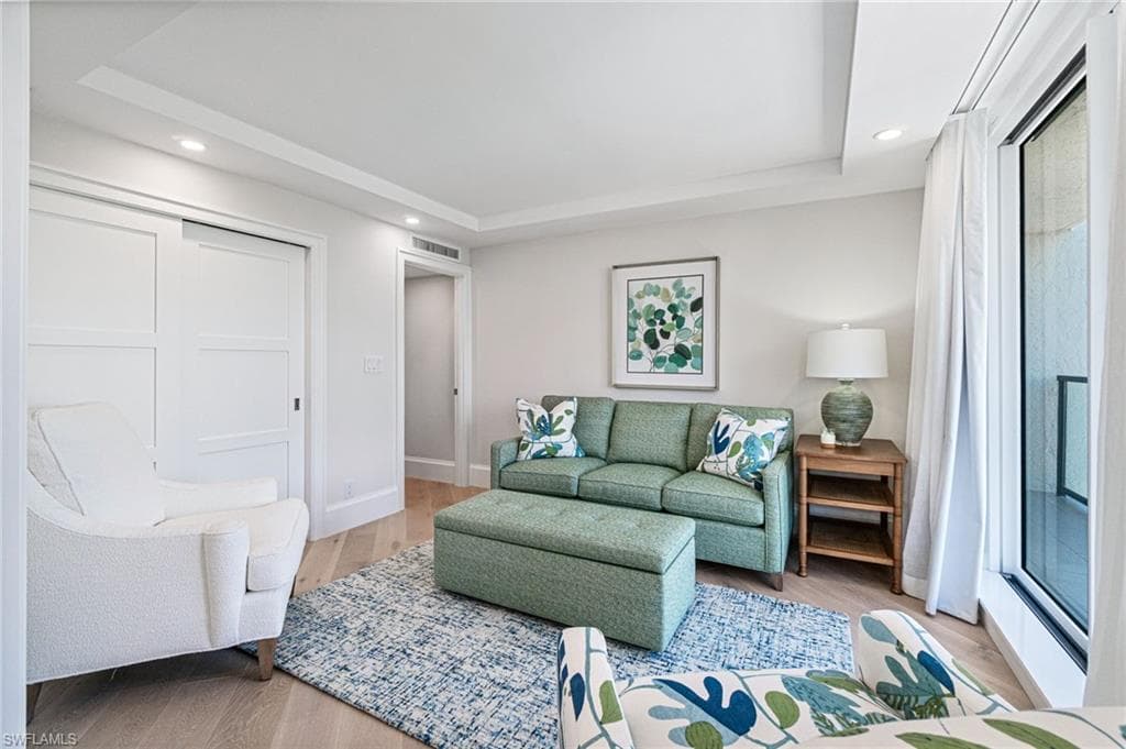 4901 Gulf Shore Blvd N 1503, Naples, FL 34103-26