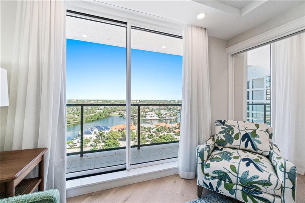 4901 Gulf Shore Blvd N 1503, Naples, FL 34103-28