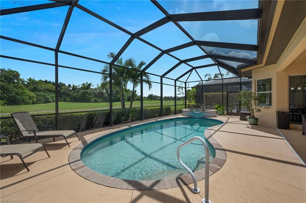 6076 Dogleg Dr, Naples, FL 34113-16