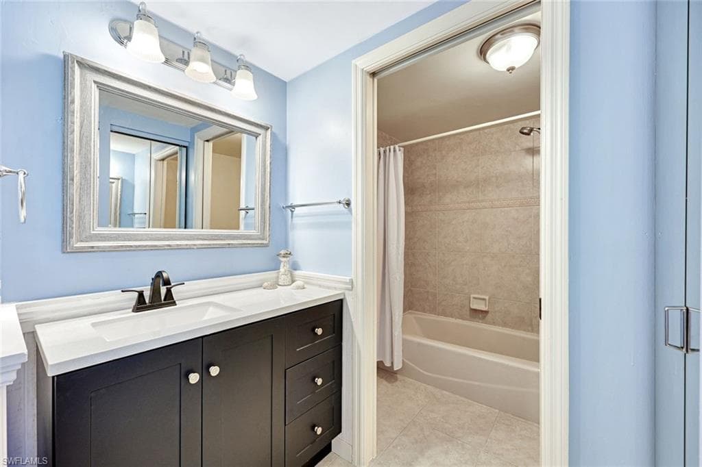 64 4th St B201, Bonita Springs, FL 34134-13