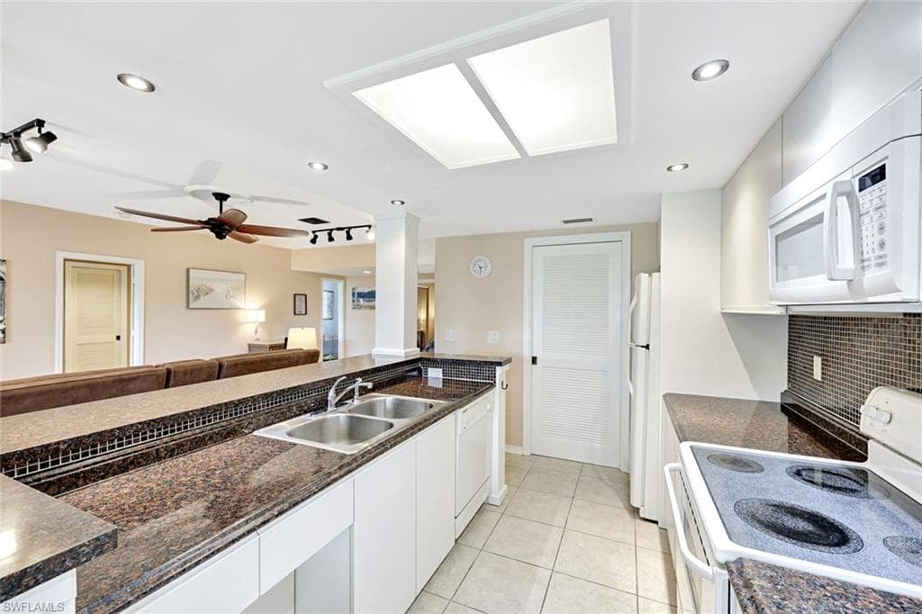 64 4th St B201, Bonita Springs, FL 34134-7