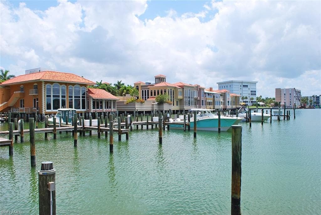 4170 Crayton Rd C4, Naples, FL 34103-15