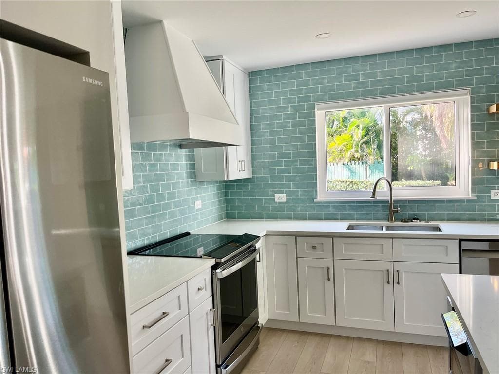 4170 Crayton Rd C4, Naples, FL 34103-5