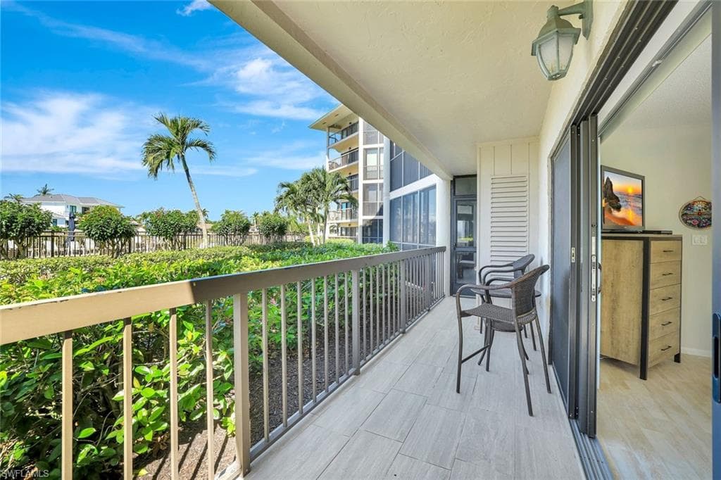 845 Collier Ct 101, Marco Island, FL 34145-24