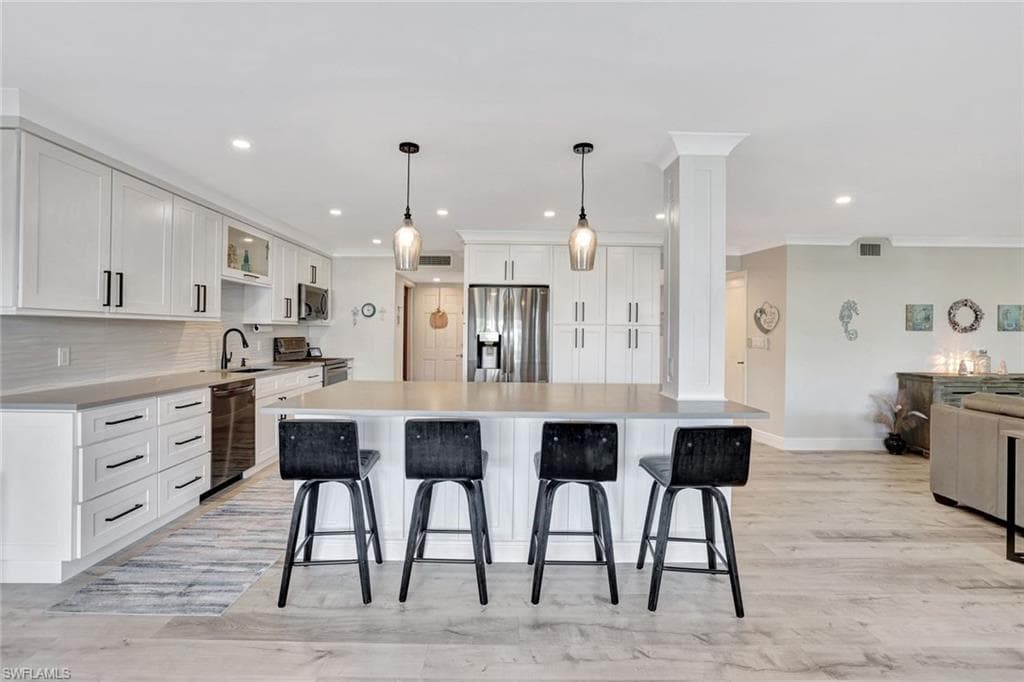 845 Collier Ct 101, Marco Island, FL 34145-5