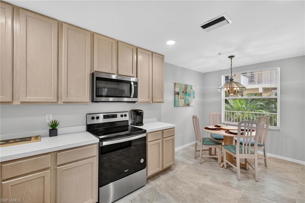 3522 Haldeman Creek Dr 4, Naples, FL 34112-14