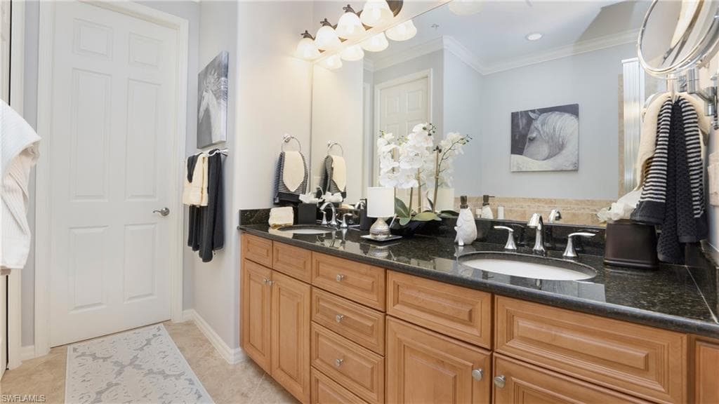 9066 Albion Ln N 5104, Naples, FL 34113-20