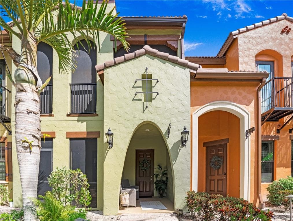 9066 Albion Ln N 5104, Naples, FL 34113-32