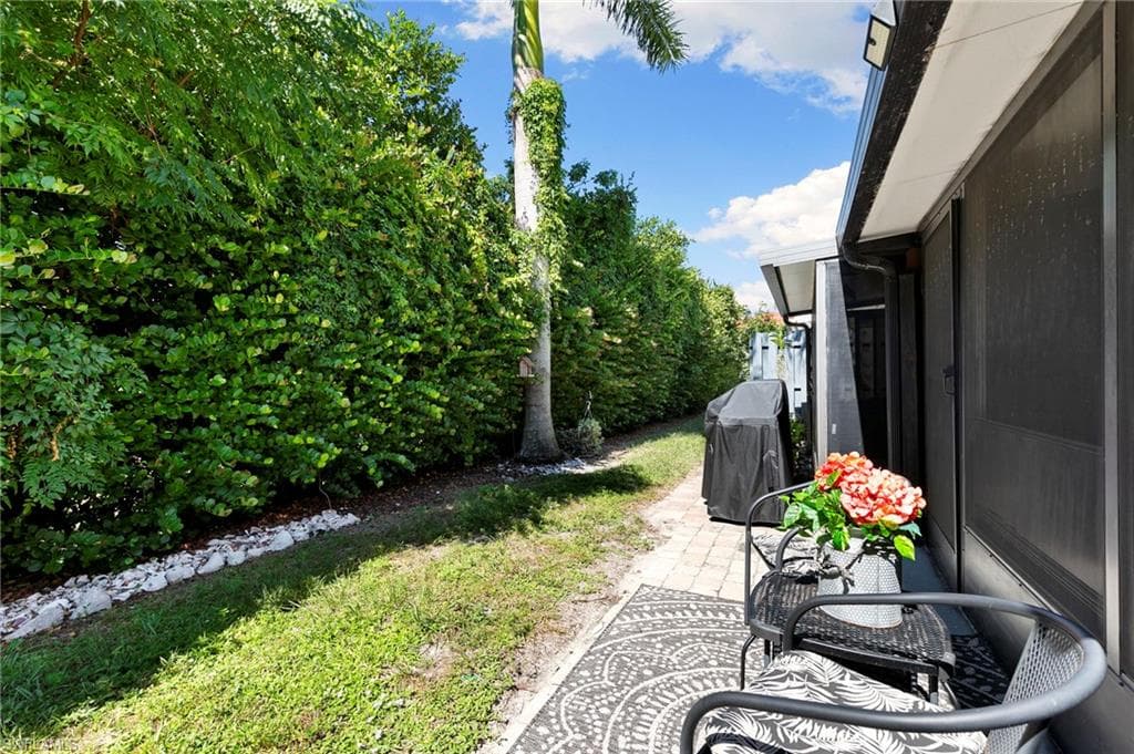 14 Marco Villas Dr P3, Marco Island, FL 34145-11