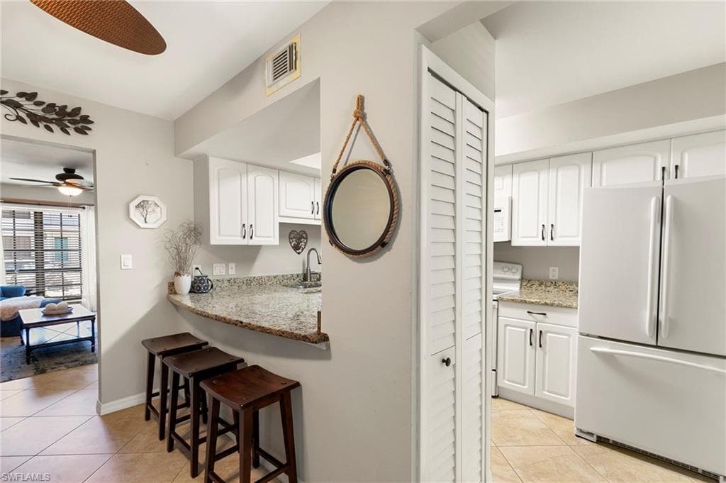 14 Marco Villas Dr P3, Marco Island, FL 34145-5