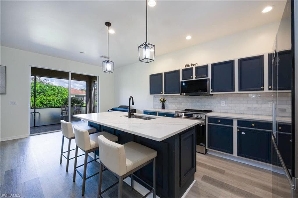 2029 Fairmont Ln, Naples, FL 34120-11