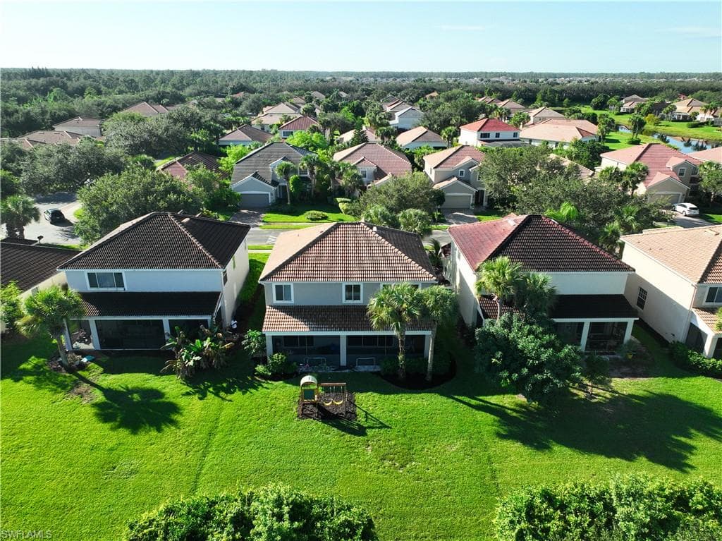 2029 Fairmont Ln, Naples, FL 34120-30