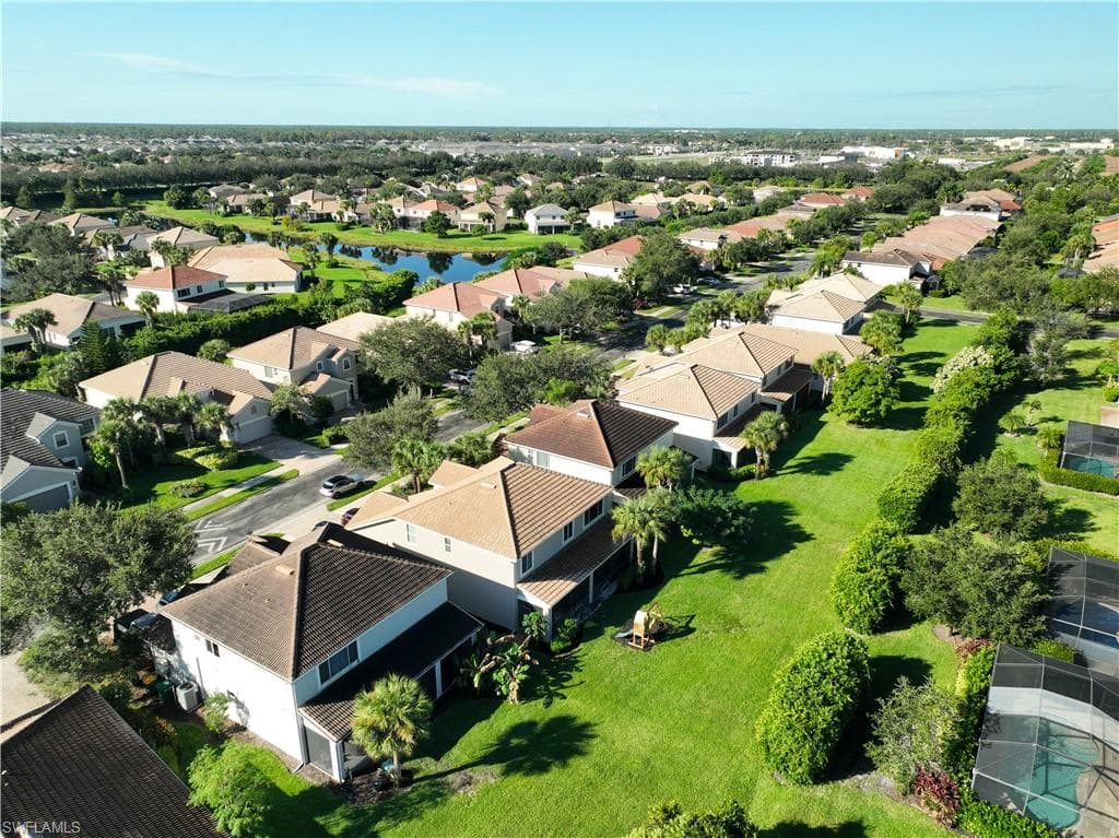 2029 Fairmont Ln, Naples, FL 34120-32