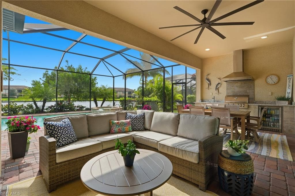 28043 Foxrock Ct, Bonita Springs, FL 34135-40