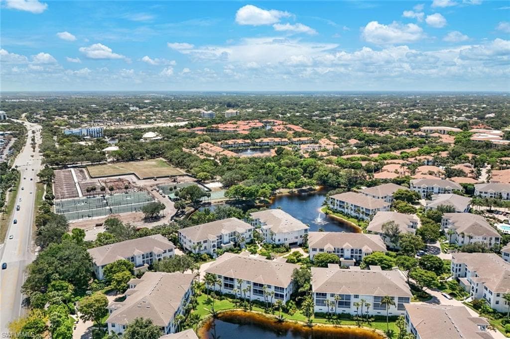 795 Bentwater Cir 202, Naples, FL 34108-42